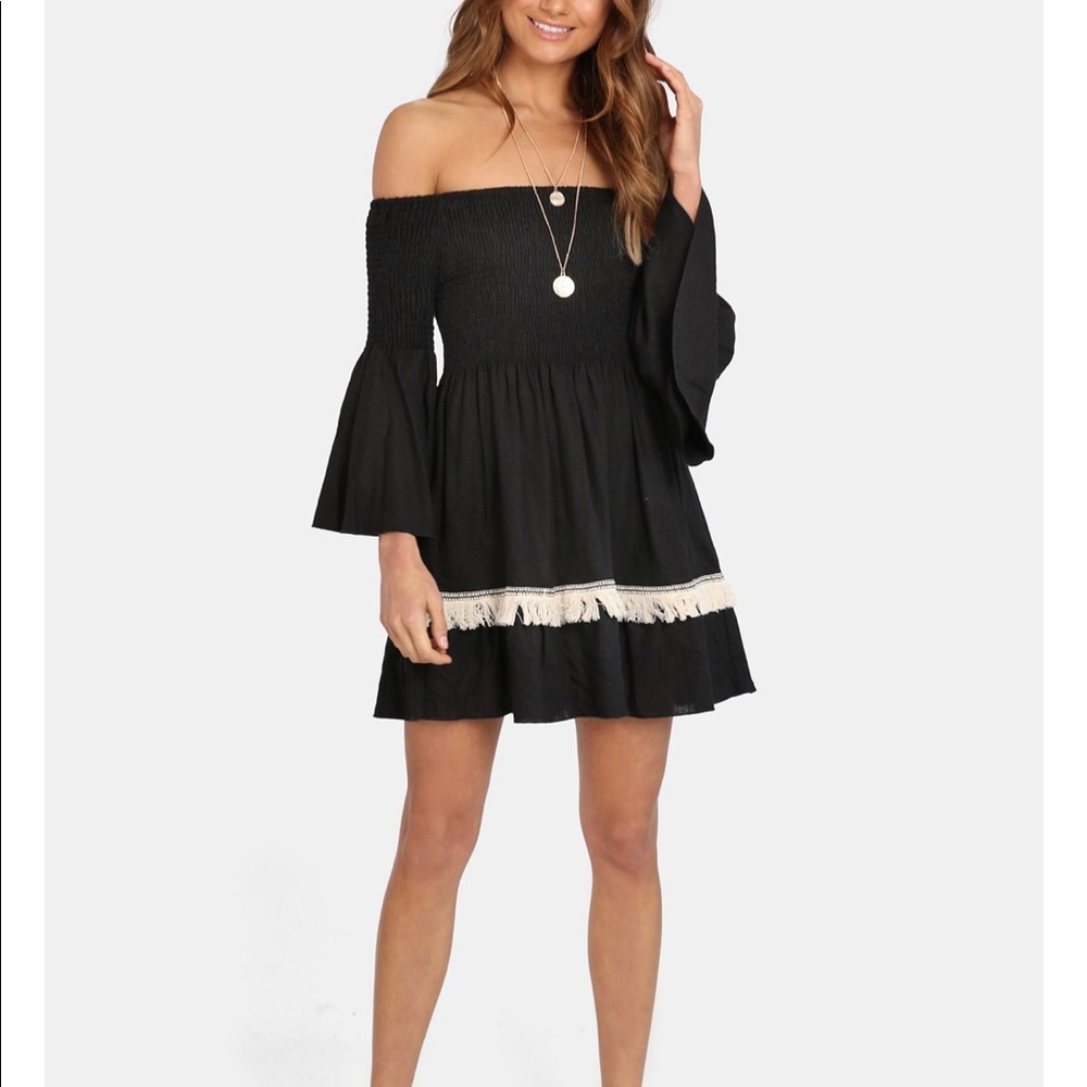 Lost in lunar Sahara Tunic Black dress XS